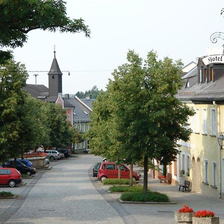 Burghotel Lichtenberg  Eksteriør billede